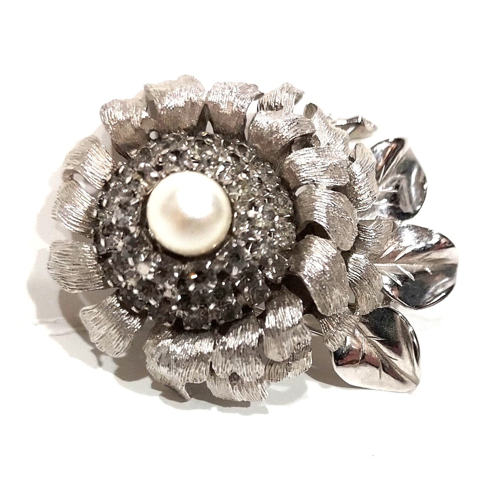 Brooch Silver Tone Flower Rhinestones Faux Pearl Center